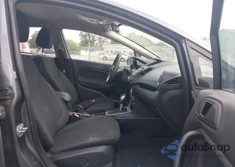 2019 Ford Fiesta Se z USA, uszkodzony, nr VIN 3FADP4EJ5KM101353